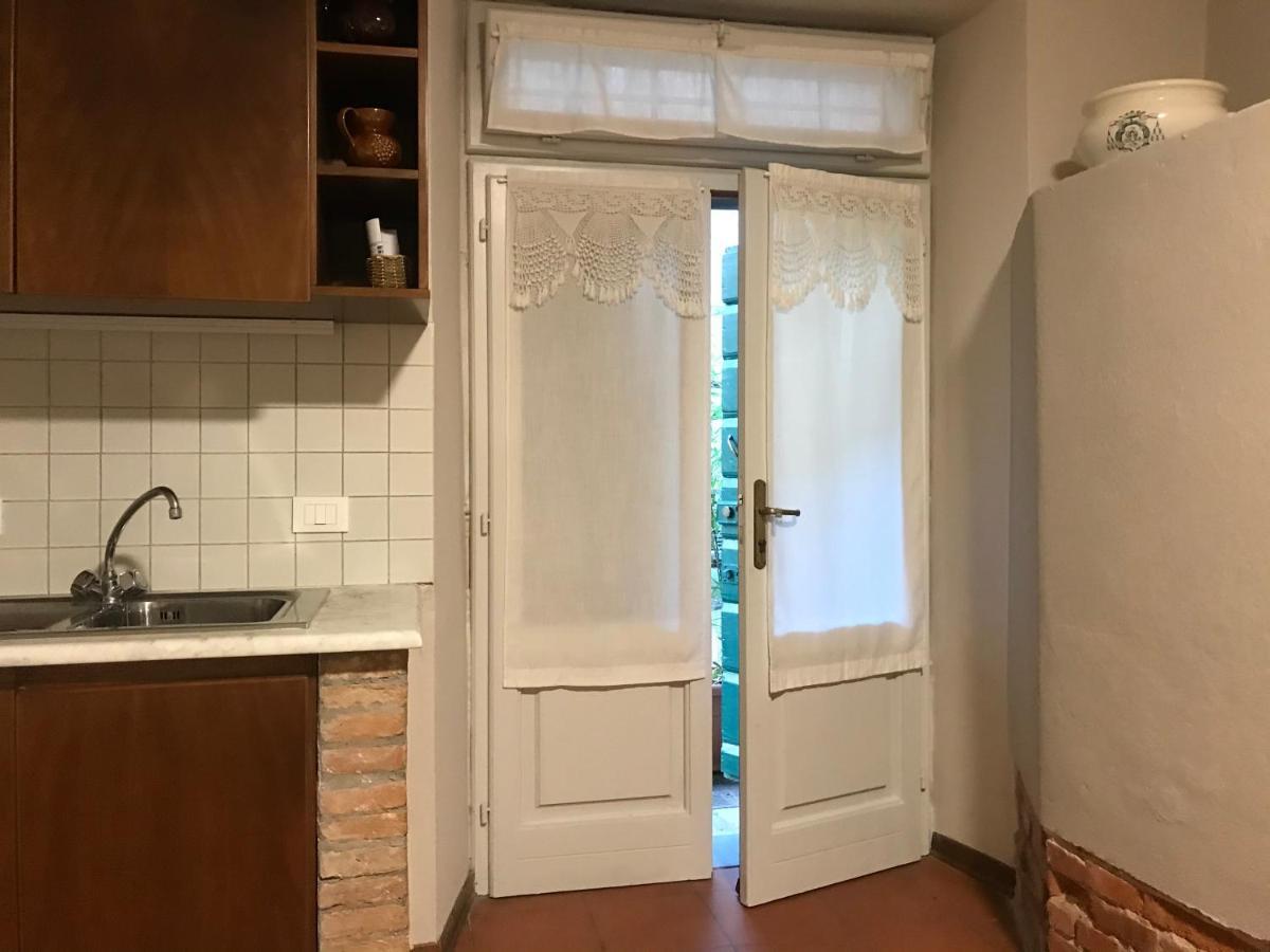 La Casa Nel Vicolo Lägenhet Altopascio Exteriör bild