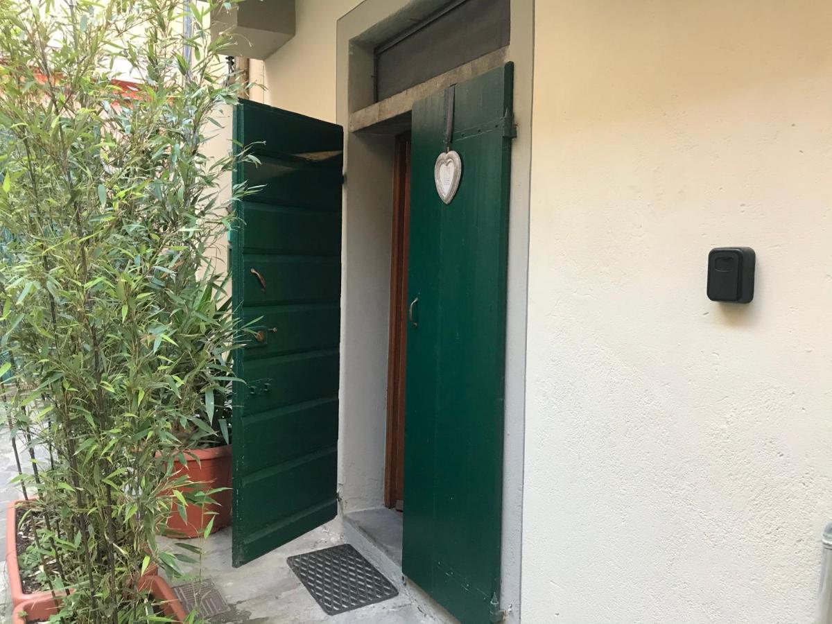 La Casa Nel Vicolo Lägenhet Altopascio Exteriör bild