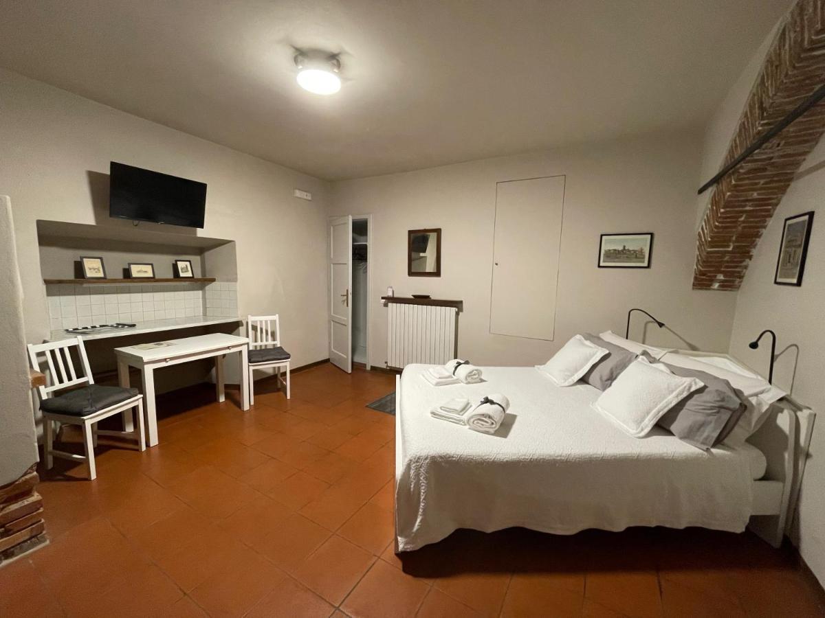 La Casa Nel Vicolo Lägenhet Altopascio Exteriör bild