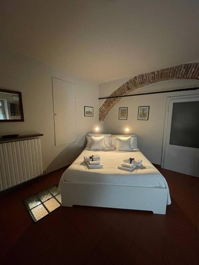 La Casa Nel Vicolo Lägenhet Altopascio Exteriör bild